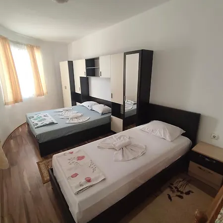 Apartment For Guests Linov Nesebar