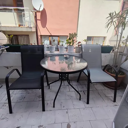 Apartment For Guests Linov