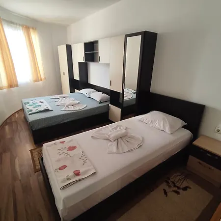 Apartment For Guests Linov Nesebar